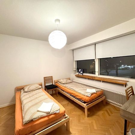 Simplestay Airport Vanda Exteriör bild