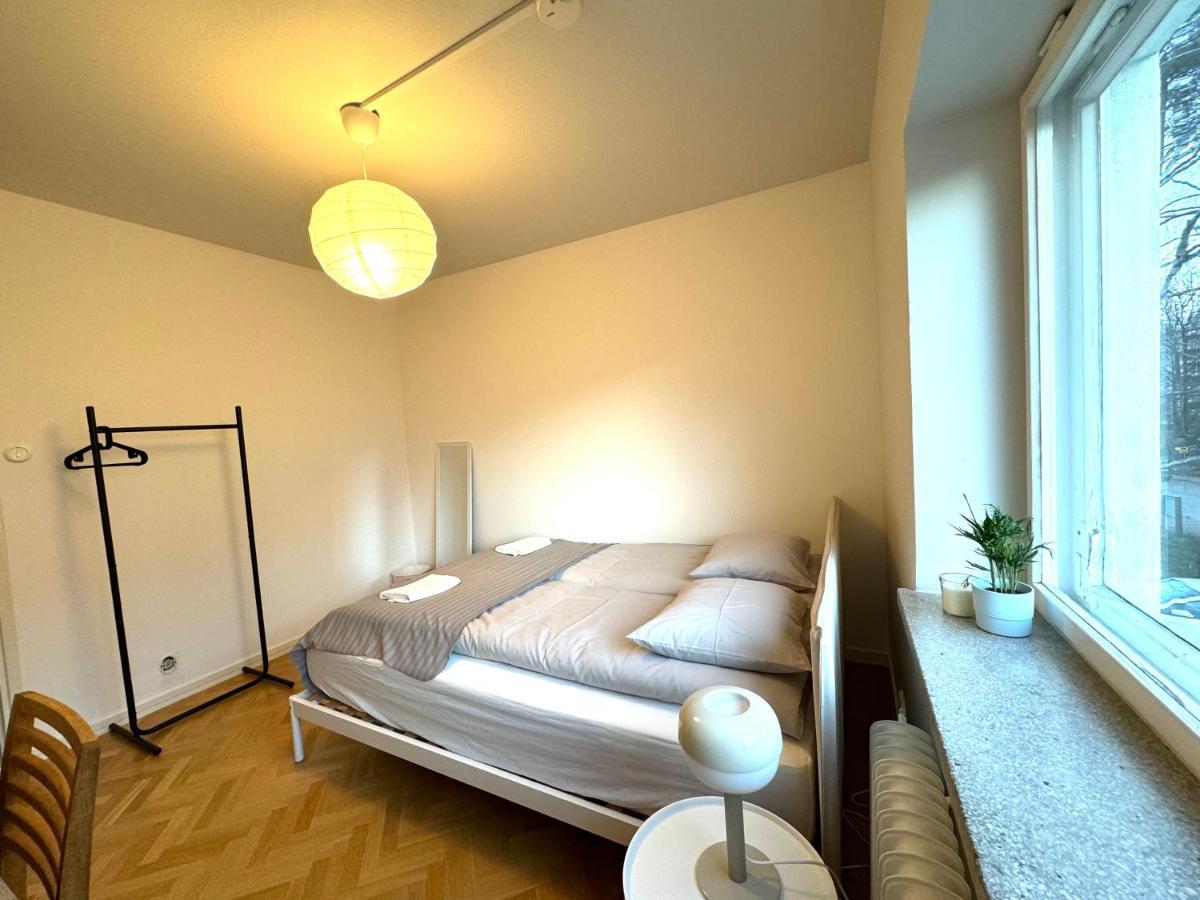 Simplestay Airport Vanda Exteriör bild